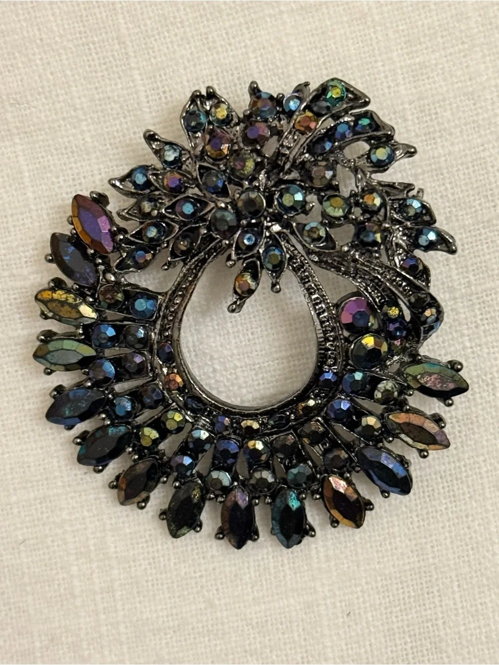 Juliana Style Gunmetal Aurora Borealis Wreath Brooch Pendant
